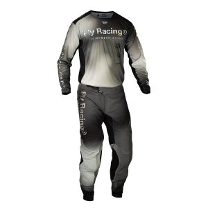 2024 TRAJE LITE S.E. LEGACY